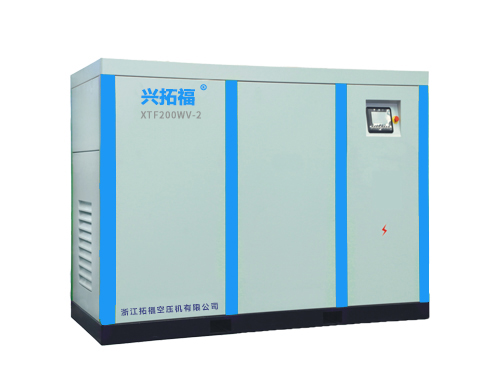兩級壓縮節(jié)能型永磁變頻無油螺桿機(jī)